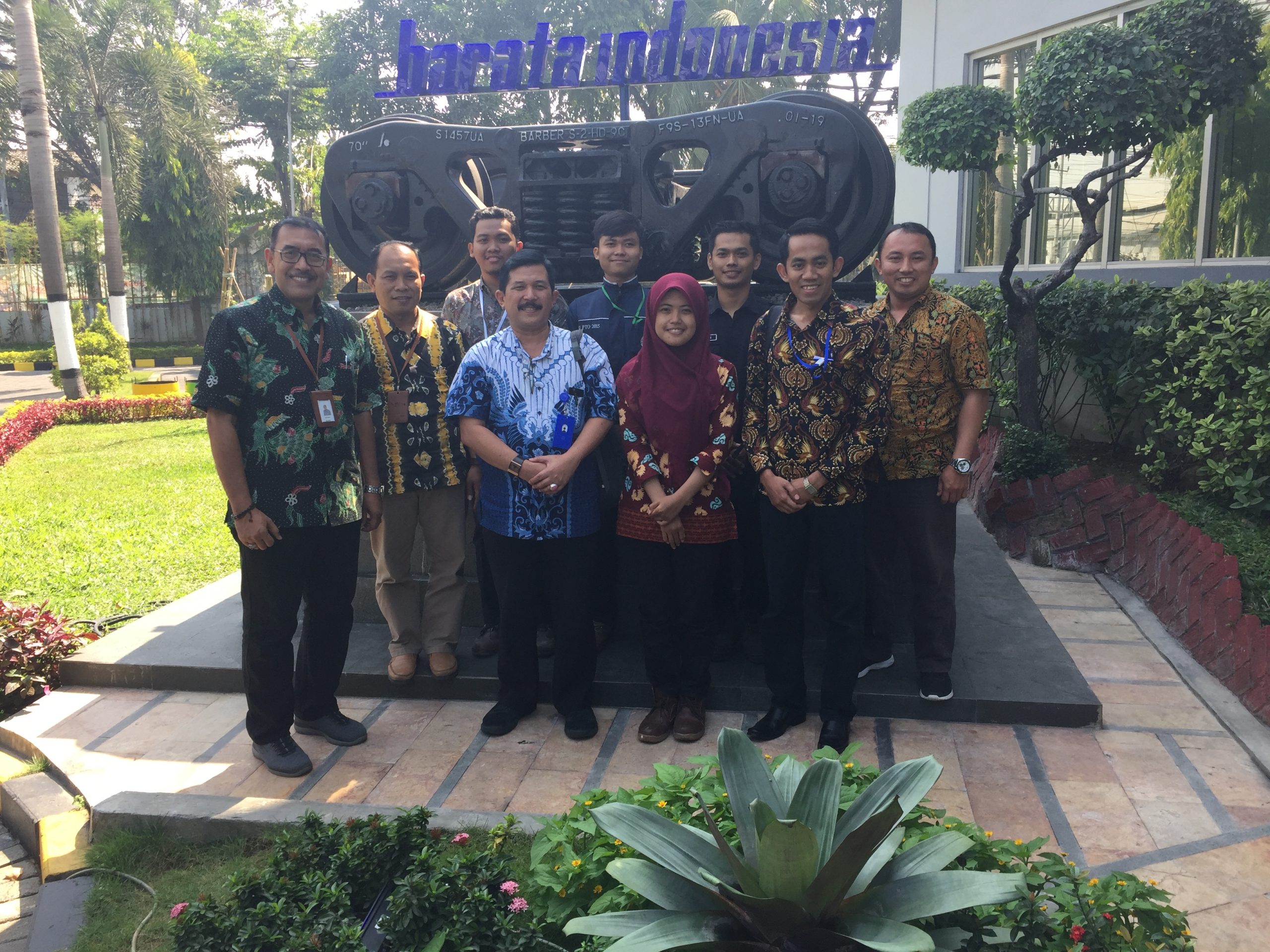 UM Lakukan Monev Program Mahasiswa Program Mahasiswa Magang Bersertifikat di BUMN Barata dan Pelindo III Surabaya