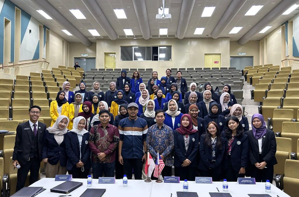 Mahasiswa FIP UM Berkiprah Akademik Dalam Summer School 2025 di UITM Malaysia